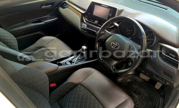 কেনা ব্যবহৃত Toyota CHR White গাড়ী মধ্যে কুমিল্লা মধ্যে Chittagong কেনা ব্যবহৃত Toyota CHR White গাড়ী মধ্যে কুমিল্লা মধ্যে Chittagong