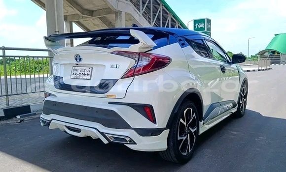 কেনা ব্যবহৃত Toyota CHR White গাড়ী মধ্যে কুমিল্লা মধ্যে Chittagong কেনা ব্যবহৃত Toyota CHR White গাড়ী মধ্যে কুমিল্লা মধ্যে Chittagong