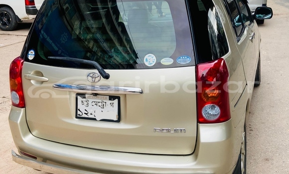 Buy Used 2005 Toyota Raum in Chittagong, Chittagong Buy Used 2005 Toyota Raum in Chittagong, Chittagong