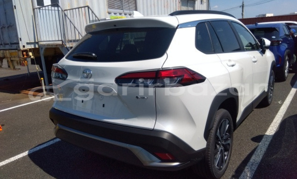 Buy Import 2024 Toyota Corolla Cross in Dhaka, Dhaka Buy Import 2024 Toyota Corolla Cross in Dhaka, Dhaka