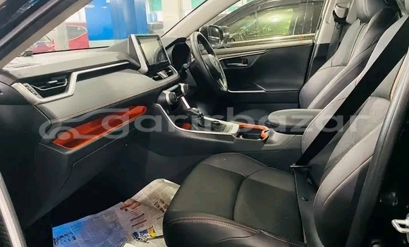 Buy Used Toyota RAV4 in Bandarban, Bandarban Buy Used Toyota RAV4 in Bandarban, Bandarban