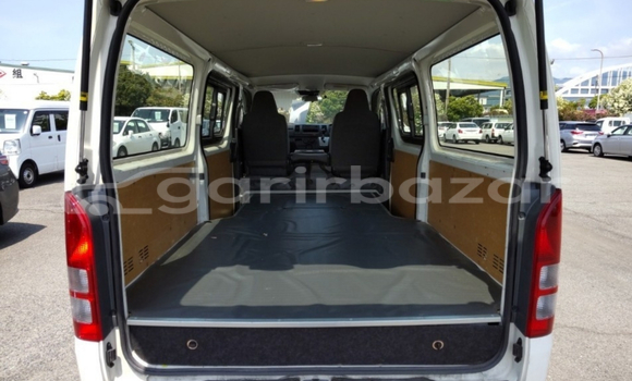 কেনা আমদানি Toyota hiace dx White গাড়ী মধ্যে ঢাকা মধ্যে Dhaka কেনা আমদানি Toyota hiace dx White গাড়ী মধ্যে ঢাকা মধ্যে Dhaka