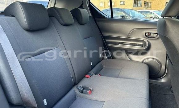 কেনা ব্যবহৃত Toyota aqua s White গাড়ী মধ্যে ঢাকা মধ্যে Dhaka কেনা ব্যবহৃত Toyota aqua s White গাড়ী মধ্যে ঢাকা মধ্যে Dhaka