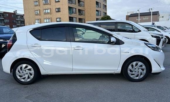 কেনা ব্যবহৃত Toyota aqua s White গাড়ী মধ্যে ঢাকা মধ্যে Dhaka কেনা ব্যবহৃত Toyota aqua s White গাড়ী মধ্যে ঢাকা মধ্যে Dhaka