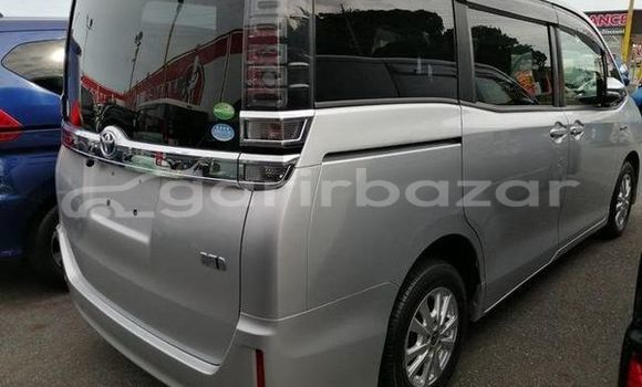 কেনা ব্যবহৃত Toyota voxy x Silver গাড়ী মধ্যে ঢাকা মধ্যে Dhaka কেনা ব্যবহৃত Toyota voxy x Silver গাড়ী মধ্যে ঢাকা মধ্যে Dhaka