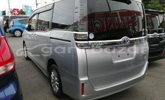 কেনা ব্যবহৃত Toyota voxy x Silver গাড়ী মধ্যে ঢাকা মধ্যে Dhaka কেনা ব্যবহৃত Toyota voxy x Silver গাড়ী মধ্যে ঢাকা মধ্যে Dhaka