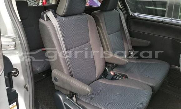 কেনা ব্যবহৃত Toyota voxy x Silver গাড়ী মধ্যে ঢাকা মধ্যে Dhaka কেনা ব্যবহৃত Toyota voxy x Silver গাড়ী মধ্যে ঢাকা মধ্যে Dhaka