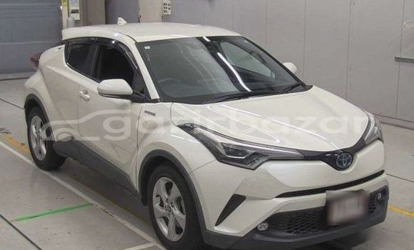 কেনা ব্যবহৃত Toyota chr s led White গাড়ী মধ্যে ঢাকা মধ্যে Dhaka কেনা ব্যবহৃত Toyota chr s led White গাড়ী মধ্যে ঢাকা মধ্যে Dhaka