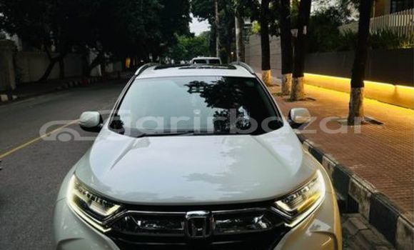 Buy Used 2018 Honda CRโV in Dhaka, Dhaka Buy Used 2018 Honda CRโV in Dhaka, Dhaka