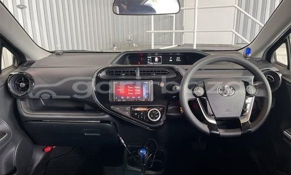 কেনা ব্যবহৃত Toyota aqua s Black গাড়ী মধ্যে ঢাকা মধ্যে Dhaka কেনা ব্যবহৃত Toyota aqua s Black গাড়ী মধ্যে ঢাকা মধ্যে Dhaka