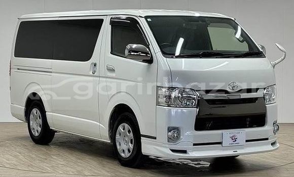 কেনা ব্যবহৃত Toyota hiace super-gl White গাড়ী মধ্যে ঢাকা মধ্যে Dhaka কেনা ব্যবহৃত Toyota hiace super-gl White গাড়ী মধ্যে ঢাকা মধ্যে Dhaka