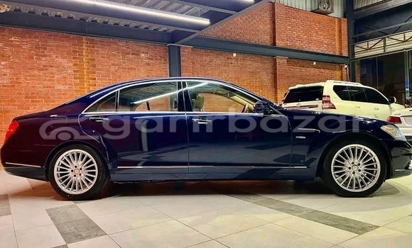 Buy Used Mercedes-Benz 250 in Baniachang, Habiganj Buy Used Mercedes-Benz 250 in Baniachang, Habiganj