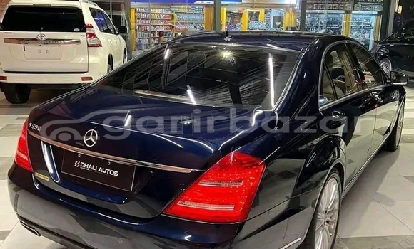 Buy Used Mercedes-Benz Range rover in Baniachang, Habiganj Buy Used Mercedes-Benz Range rover in Baniachang, Habiganj