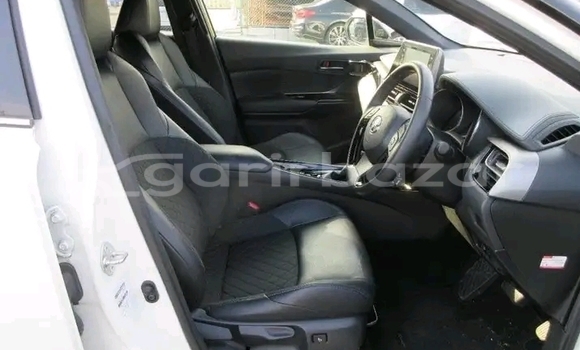 Buy Used Toyota CH-R in Baniachang, Habiganj Buy Used Toyota CH-R in Baniachang, Habiganj