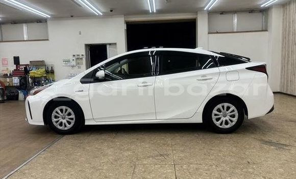 কেনা ব্যবহৃত Toyota prius s package White গাড়ী মধ্যে ঢাকা মধ্যে Dhaka কেনা ব্যবহৃত Toyota prius s package White গাড়ী মধ্যে ঢাকা মধ্যে Dhaka