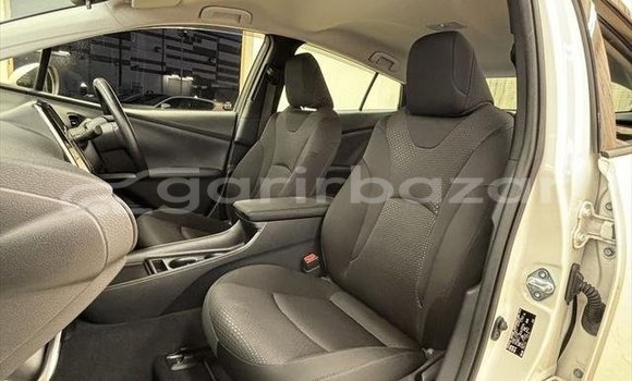 কেনা ব্যবহৃত Toyota prius s package White গাড়ী মধ্যে ঢাকা মধ্যে Dhaka কেনা ব্যবহৃত Toyota prius s package White গাড়ী মধ্যে ঢাকা মধ্যে Dhaka