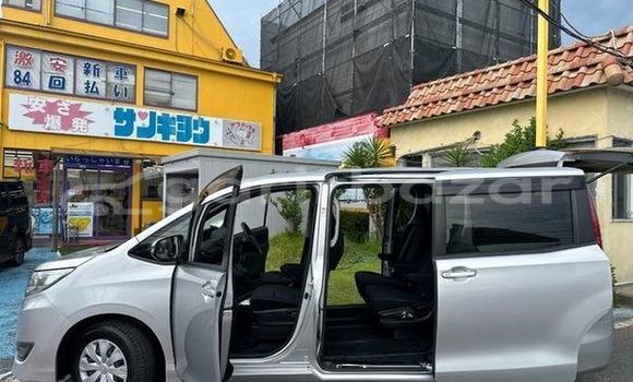 কেনা ব্যবহৃত Toyota noah x Silver গাড়ী মধ্যে ঢাকা মধ্যে Dhaka কেনা ব্যবহৃত Toyota noah x Silver গাড়ী মধ্যে ঢাকা মধ্যে Dhaka