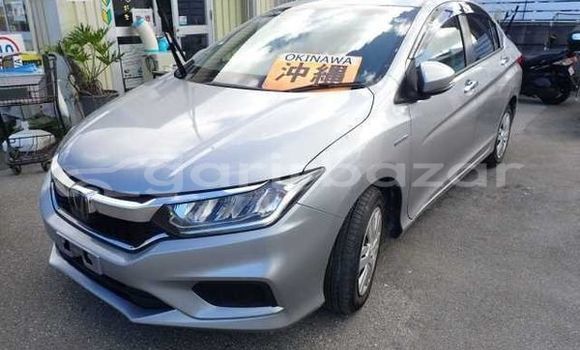 কেনা ব্যবহৃত Honda Grace Silver গাড়ী মধ্যে ঢাকা মধ্যে Dhaka কেনা ব্যবহৃত Honda Grace Silver গাড়ী মধ্যে ঢাকা মধ্যে Dhaka