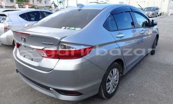 কেনা ব্যবহৃত Honda Grace Silver গাড়ী মধ্যে ঢাকা মধ্যে Dhaka কেনা ব্যবহৃত Honda Grace Silver গাড়ী মধ্যে ঢাকা মধ্যে Dhaka