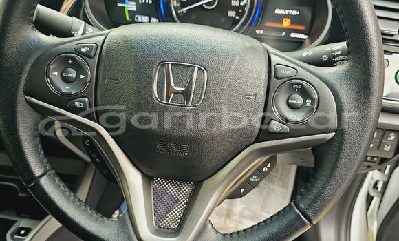 Buy Import 2019 Honda Grace in Dhaka, Dhaka Buy Import 2019 Honda Grace in Dhaka, Dhaka