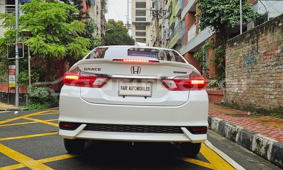 Buy Import 2019 Honda Grace in Dhaka, Dhaka Buy Import 2019 Honda Grace in Dhaka, Dhaka