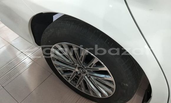 Buy Used 2019 Toyota axio x in Dhaka, Dhaka Buy Used 2019 Toyota axio x in Dhaka, Dhaka