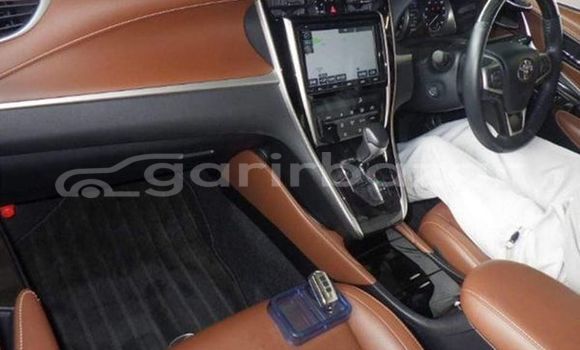 Buy Used 2018 Toyota harrier premium in Dhaka, Dhaka Buy Used 2018 Toyota harrier premium in Dhaka, Dhaka