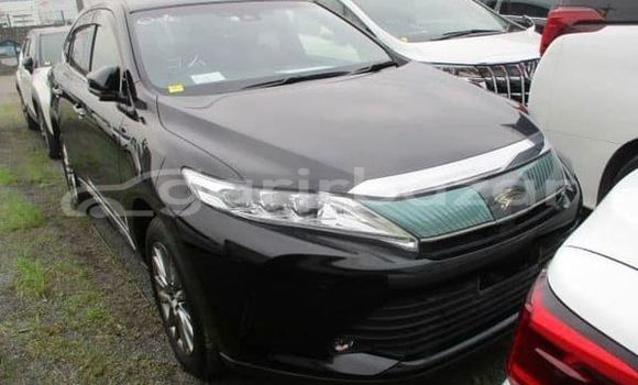 Buy Used 2019 Toyota harrier premium in Dhaka, Dhaka Buy Used 2019 Toyota harrier premium in Dhaka, Dhaka
