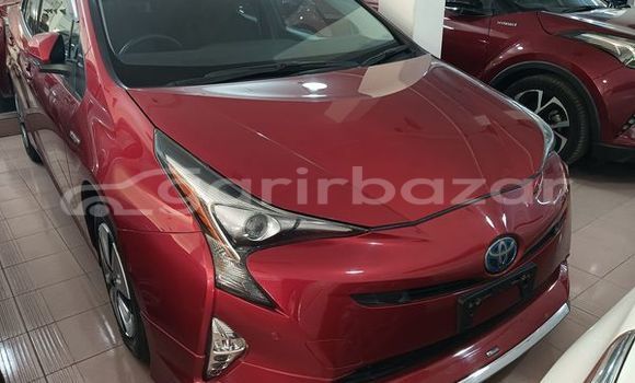 Buy Used 2018 Toyota prius s in Dhaka, Dhaka Buy Used 2018 Toyota prius s in Dhaka, Dhaka