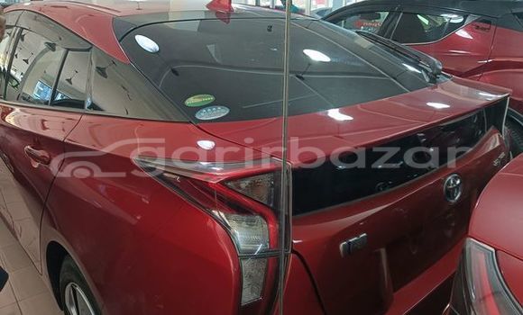 Buy Used 2018 Toyota prius s in Dhaka, Dhaka Buy Used 2018 Toyota prius s in Dhaka, Dhaka