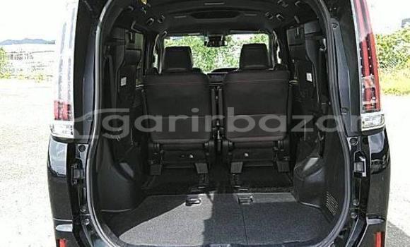 কেনা ব্যবহৃত Toyota Esquire Black গাড়ী মধ্যে ঢাকা মধ্যে Dhaka কেনা ব্যবহৃত Toyota Esquire Black গাড়ী মধ্যে ঢাকা মধ্যে Dhaka