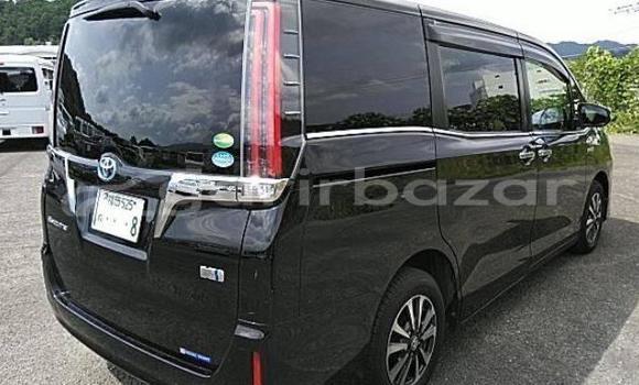 কেনা ব্যবহৃত Toyota Esquire Black গাড়ী মধ্যে ঢাকা মধ্যে Dhaka কেনা ব্যবহৃত Toyota Esquire Black গাড়ী মধ্যে ঢাকা মধ্যে Dhaka