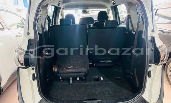 Buy Used 2021 Toyota sienta in Dhaka, Dhaka Buy Used 2021 Toyota sienta in Dhaka, Dhaka
