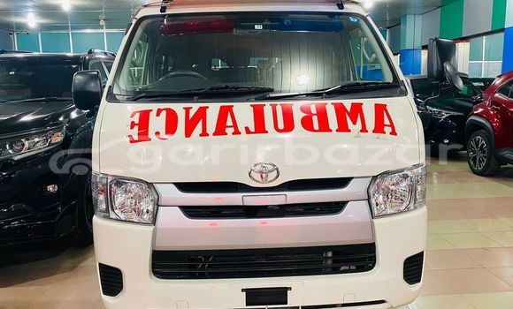 Buy Used 2019 Toyota Hiace in Dhaka, Dhaka Buy Used 2019 Toyota Hiace in Dhaka, Dhaka