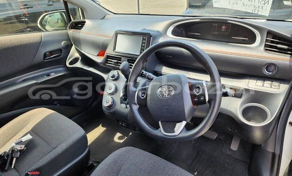 Buy Used 2020 Toyota sienta in Dhaka, Dhaka Buy Used 2020 Toyota sienta in Dhaka, Dhaka