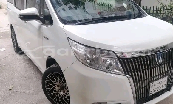 কেনা ব্যবহৃত Toyota Noah White গাড়ী মধ্যে ভোলা মধ্যে Bhola কেনা ব্যবহৃত Toyota Noah White গাড়ী মধ্যে ভোলা মধ্যে Bhola