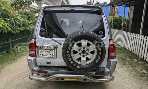 কেনা ব্যবহৃত Mitsubishi Pajero Gold গাড়ী মধ্যে বোয়ালখালী মধ্যে Chattagam কেনা ব্যবহৃত Mitsubishi Pajero Gold গাড়ী মধ্যে বোয়ালখালী মধ্যে Chattagam