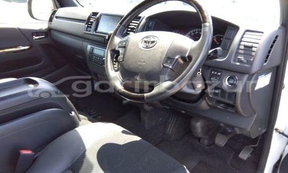 Buy Used 2019 Toyota hiace super-gl in Dhaka, Dhaka Buy Used 2019 Toyota hiace super-gl in Dhaka, Dhaka