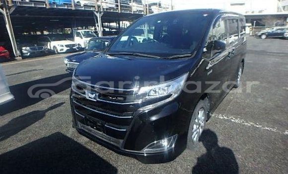 কেনা ব্যবহৃত Toyota noah g Black গাড়ী মধ্যে ঢাকা মধ্যে Dhaka