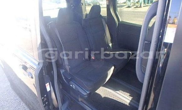 Buy Used 2019 Toyota noah g in Dhaka, Dhaka Buy Used 2019 Toyota noah g in Dhaka, Dhaka