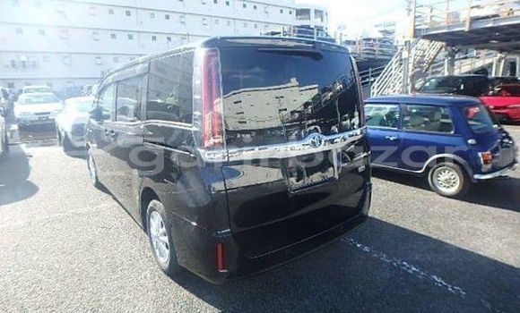 Buy Used 2019 Toyota noah g in Dhaka, Dhaka Buy Used 2019 Toyota noah g in Dhaka, Dhaka