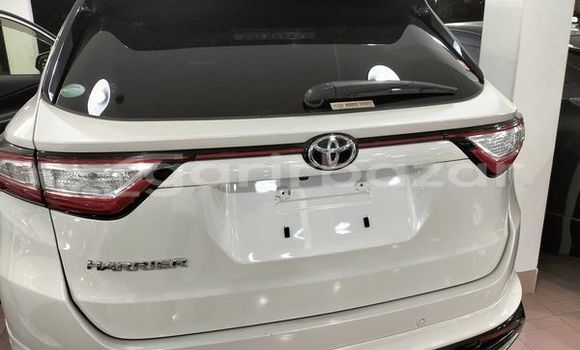 Buy Used 2019 Toyota harrier premium in Dhaka, Dhaka Buy Used 2019 Toyota harrier premium in Dhaka, Dhaka