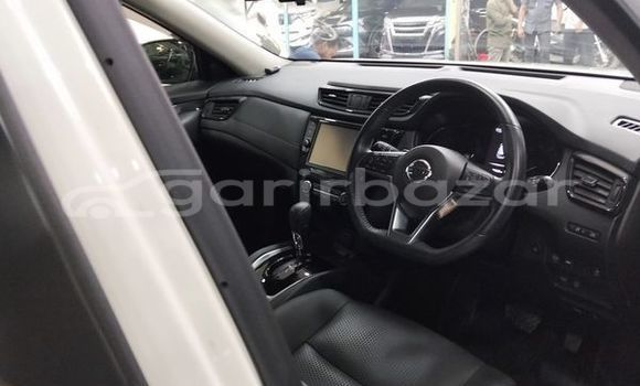 Buy Used 2019 Nissan X-Trail in Dhaka, Dhaka Buy Used 2019 Nissan X-Trail in Dhaka, Dhaka