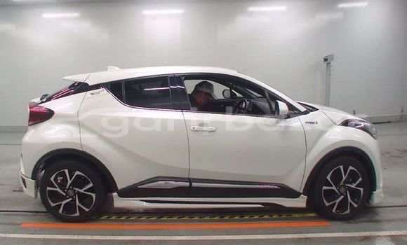 Buy Used 2019 Toyota chr g led pkg in Dhaka, Dhaka Buy Used 2019 Toyota chr g led pkg in Dhaka, Dhaka