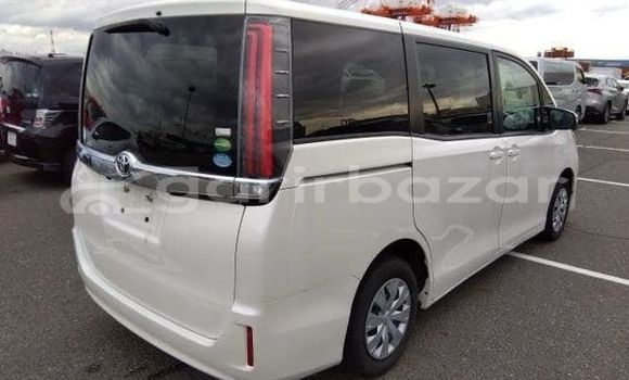 Buy Used 2019 Toyota noah x pkg in Dhaka, Dhaka Buy Used 2019 Toyota noah x pkg in Dhaka, Dhaka