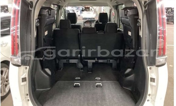 Buy Used 2019 Toyota noah x pkg in Dhaka, Dhaka Buy Used 2019 Toyota noah x pkg in Dhaka, Dhaka