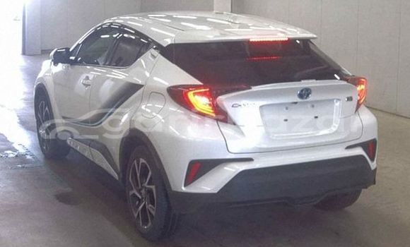 Buy Used 2019 Toyota chr g pkg in Dhaka, Dhaka Buy Used 2019 Toyota chr g pkg in Dhaka, Dhaka