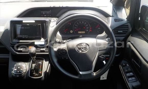 Buy Used 2019 Toyota noah x in Dhaka, Dhaka Buy Used 2019 Toyota noah x in Dhaka, Dhaka