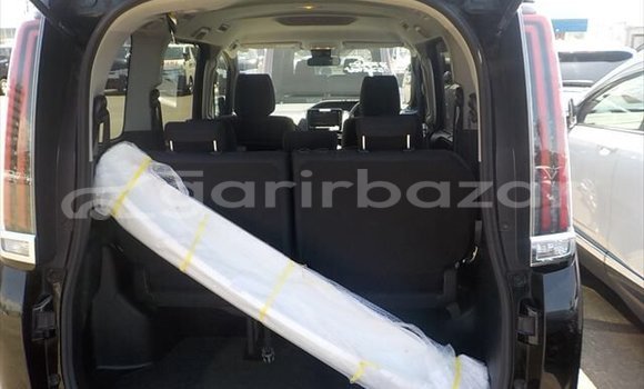 Buy Used 2019 Toyota noah x in Dhaka, Dhaka Buy Used 2019 Toyota noah x in Dhaka, Dhaka