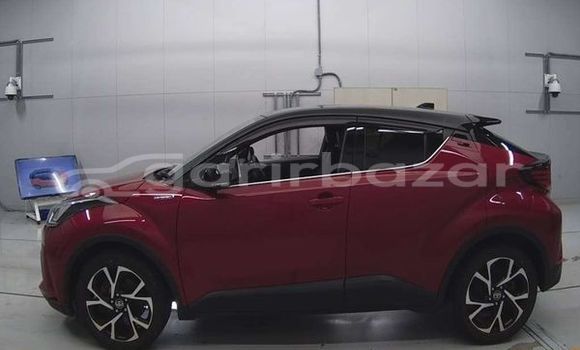 Buy Used 2019 Toyota CHR in Dhaka, Dhaka Buy Used 2019 Toyota CHR in Dhaka, Dhaka
